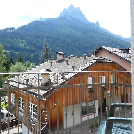 La Meisules Pozza di Fassa Exterior foto